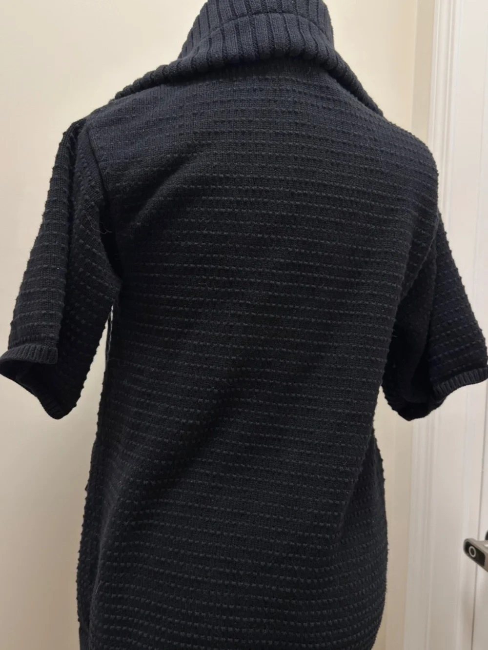 Banana Republic Black Short Sleeve Ribbed Cardigan with Hood - Picture 2 of 5